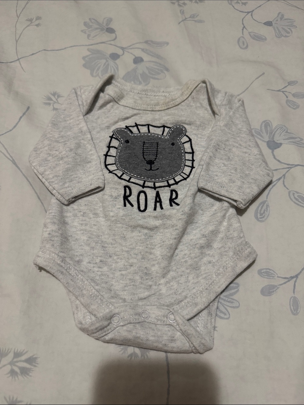⭐️Rene Rofe Baby Long Sleeve Bodysuit (Size: 0-3M)